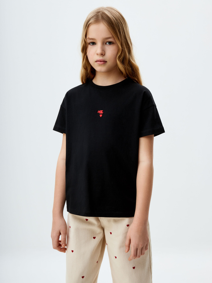 Футболка с вышивкой для девочек
Футболка с вышивкой для девочек