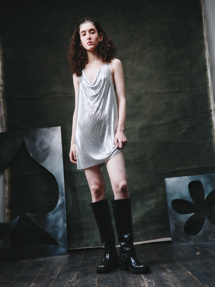 Металлическое платье из линейки SELA Young, SL5812210702
Металлическое платье из линейки SELA Young, SL5812210702