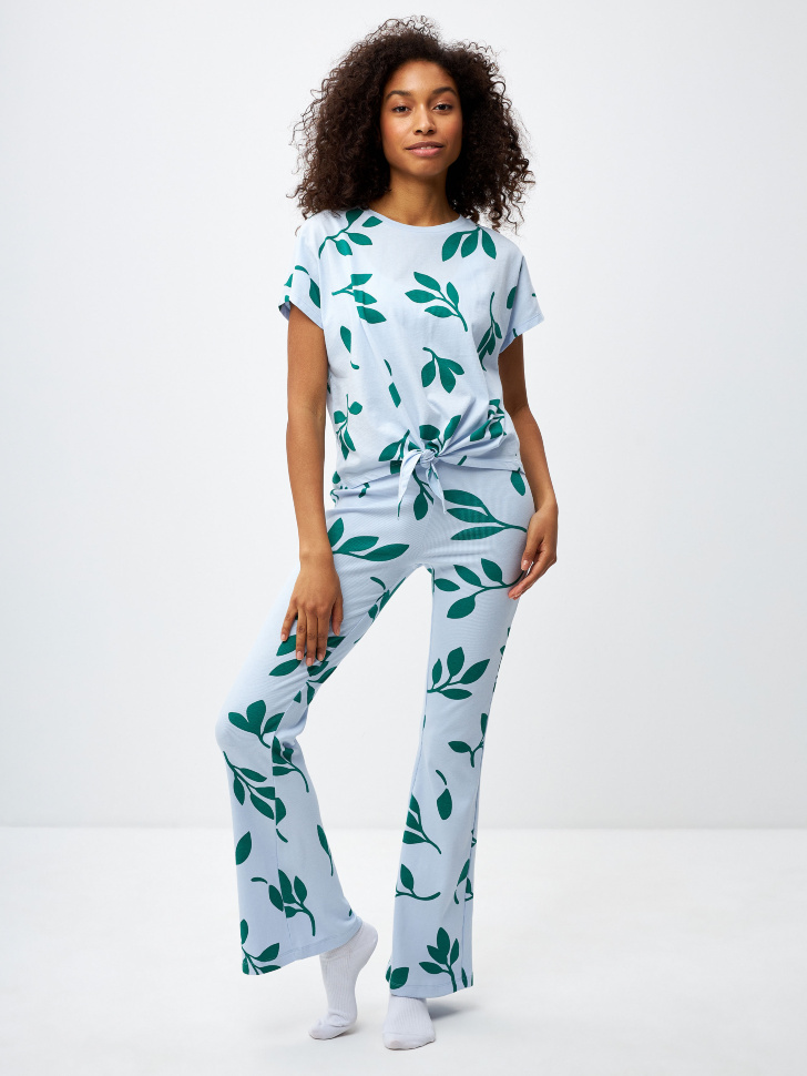 Трикотажные брюки клеш для дома 
Трикотажные брюки клеш для дома