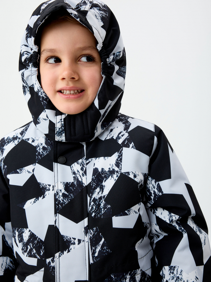 Куртка из технологичной мембраны с лямками для мальчика - фото 4