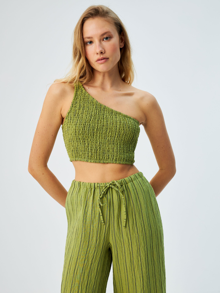 Топ на одно плечо из вискозы 
Топ на одно плечо из вискозы