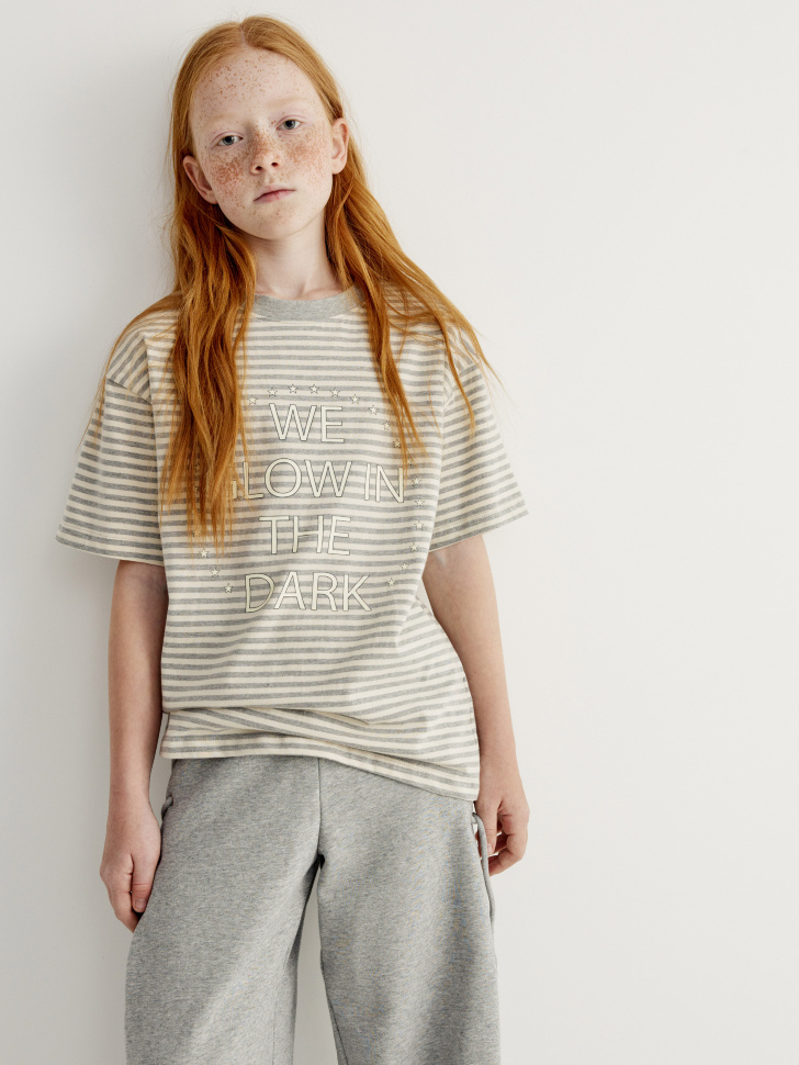 Футболка оверсайз с принтом для девочек 1299₽