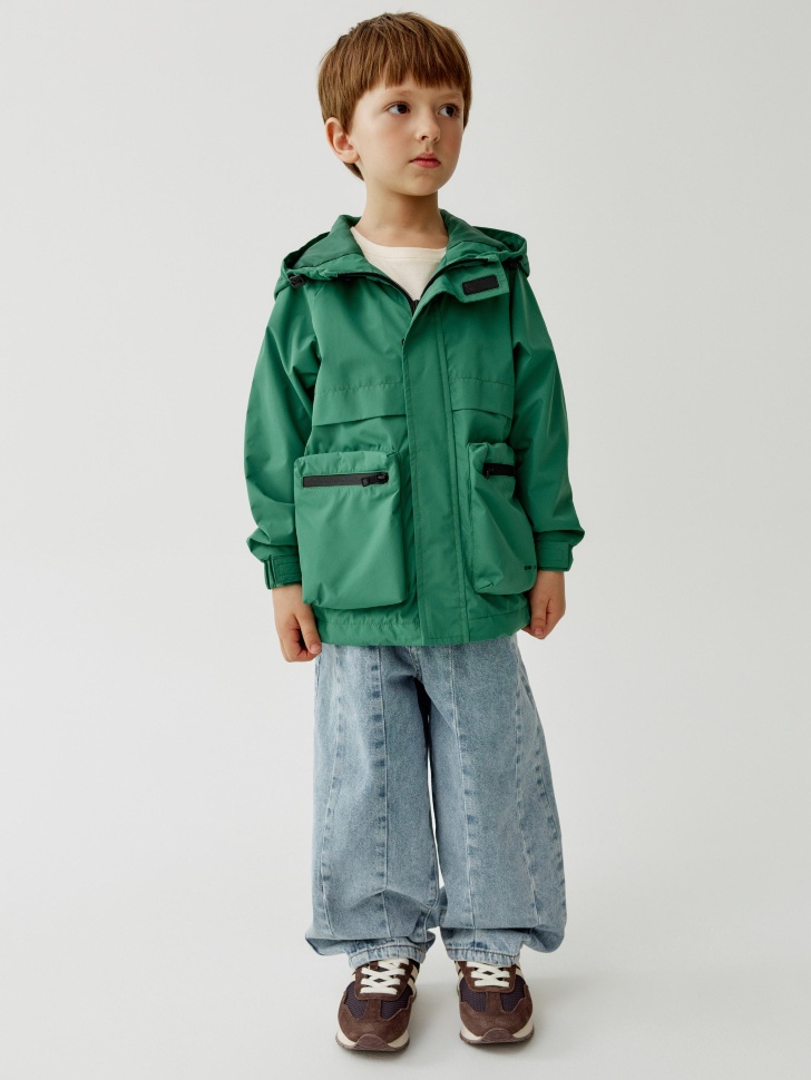 ветровка с капюшоном для мальчиков от бренда sela вид слева