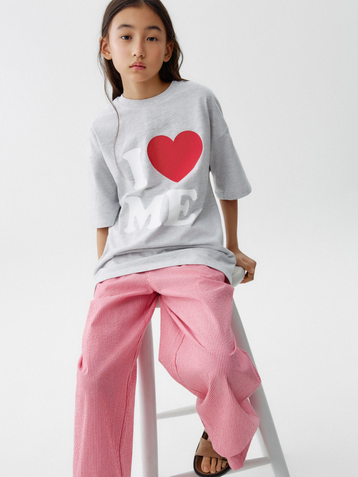 футболка оверсайз с принтом для девочек от бренда sela вид слева