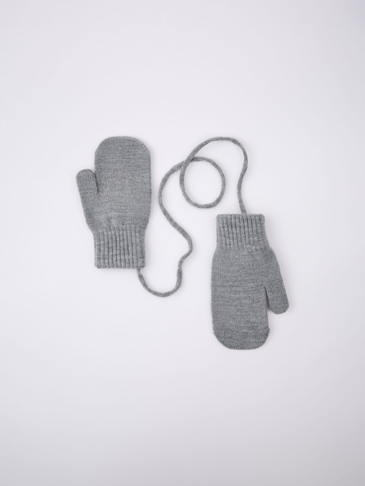 

Варежки на веревочке для девочек