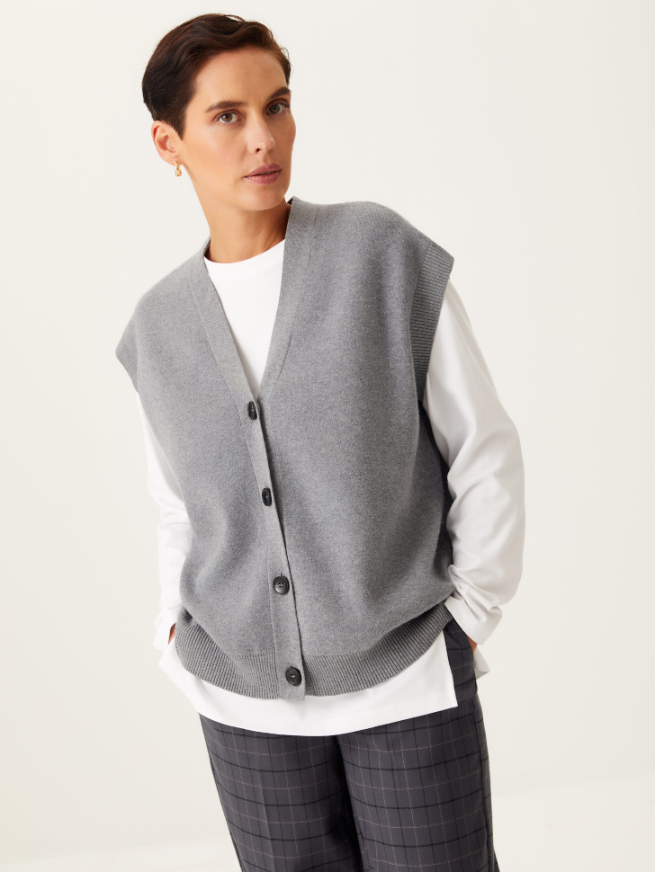 

Вязаный жилет с застежкой на пуговицы, Серый
