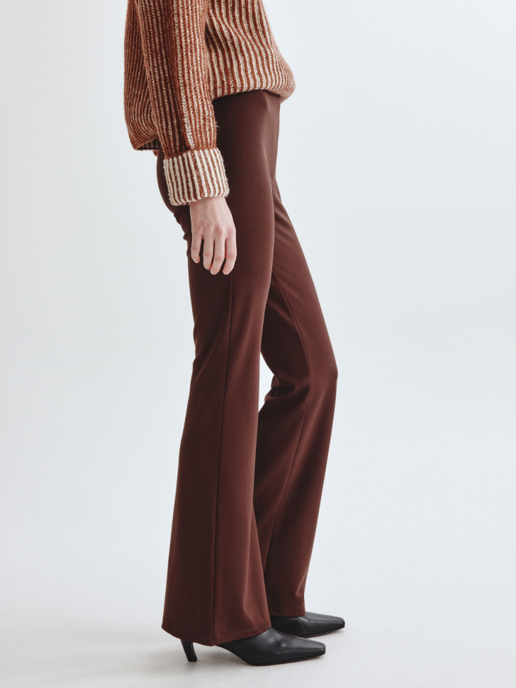 брюки клеш из линейки  young по цене 3299 руб вид справа