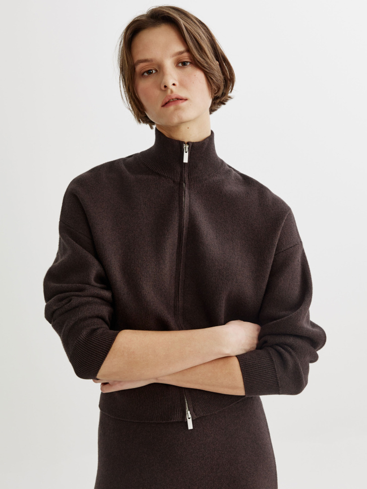 Товар с артикулом 4610517873446 вид сзади