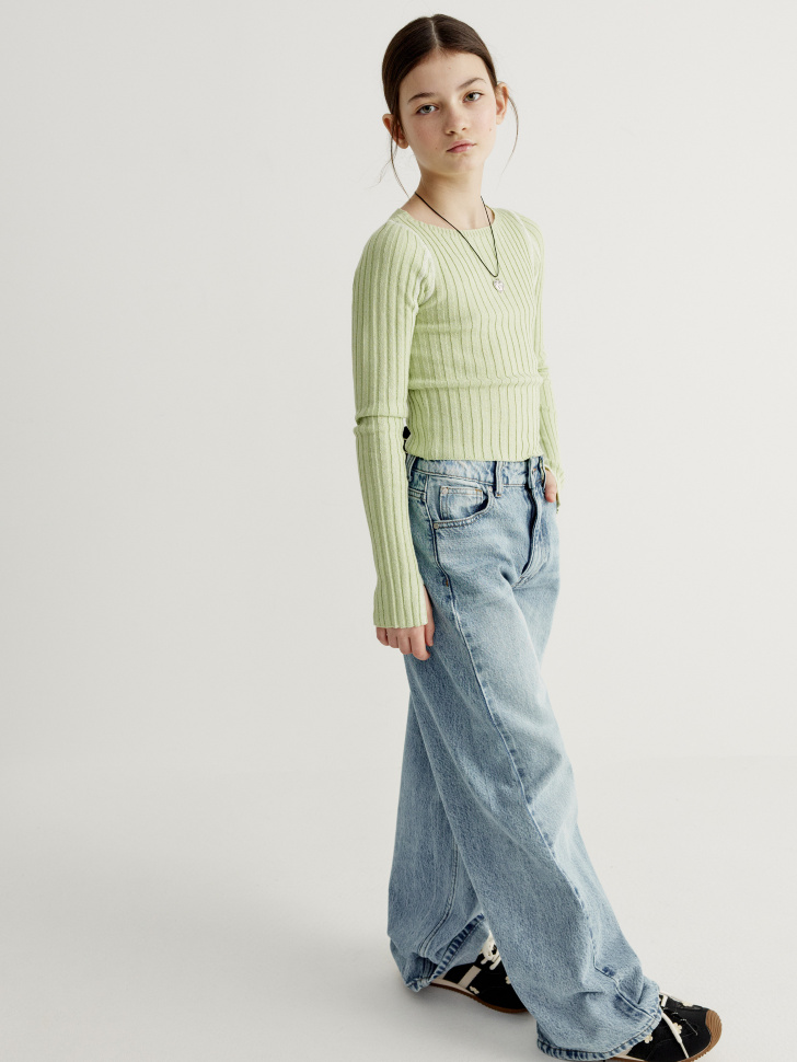 вязаный джемпер в рубчик для девочек от бренда sela вид слева