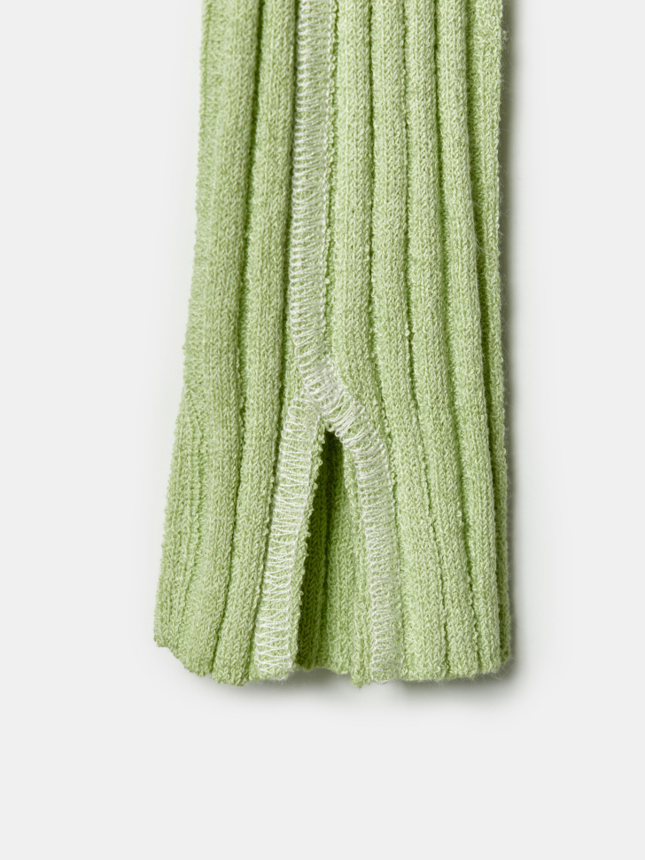 вязаный джемпер в рубчик для девочек из трикотажа спереди