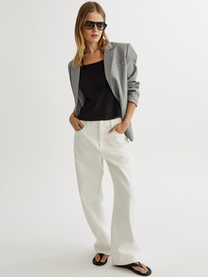 топ из смесового модала в рубчик от бренда sela вид слева