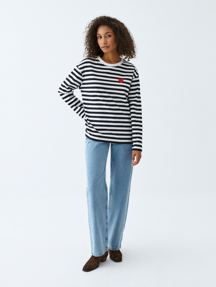 

Лонгслив ANNA OVERSIZE FIT с вышивкой