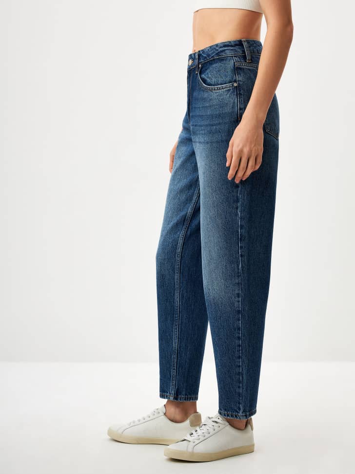 Джинсы 404 MOM FIT. Фото №4