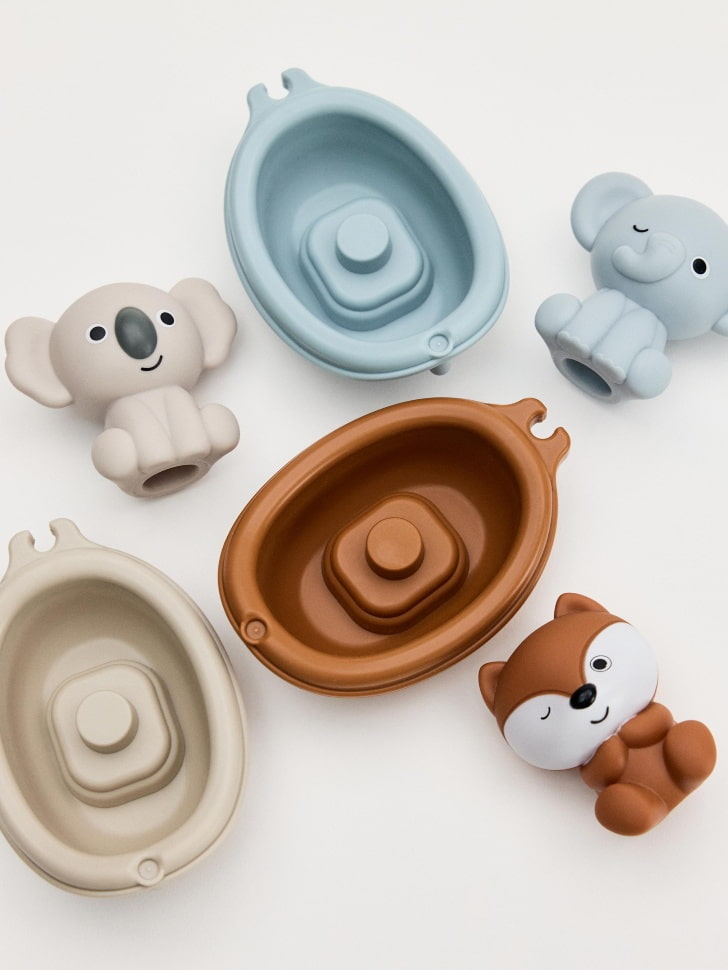 набор игрушек для купания для детей по цене 1999 руб вид справа