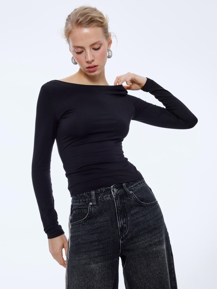 лонгслив с вырезом на спинке 4610517257925 фотография