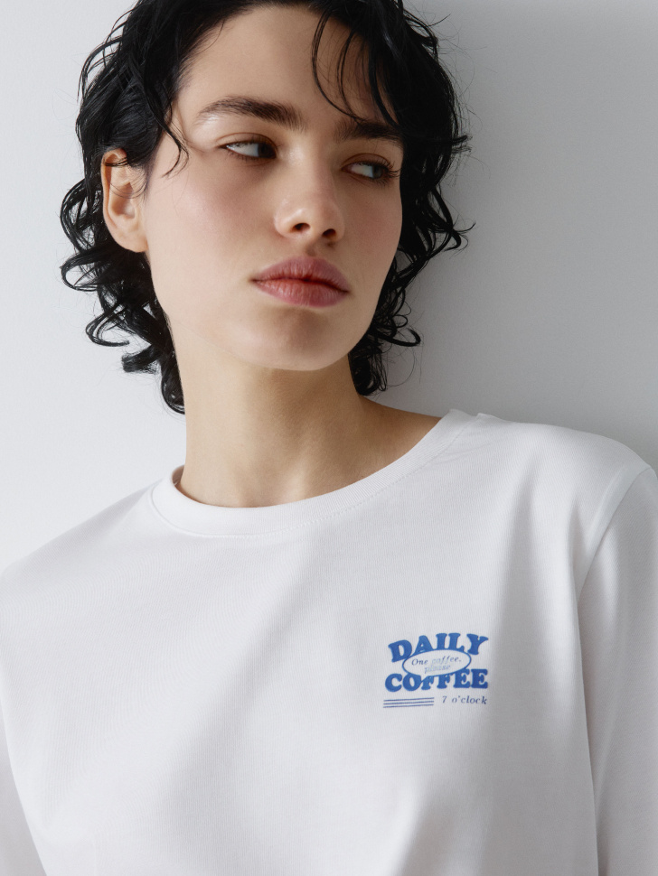 футболка с объемным принтом 4610517259783 в интернет магазине