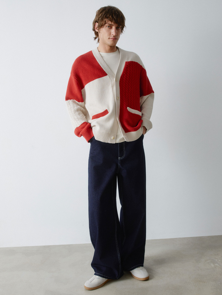 кардиган комбинированной вязки 4610517207159 по акции