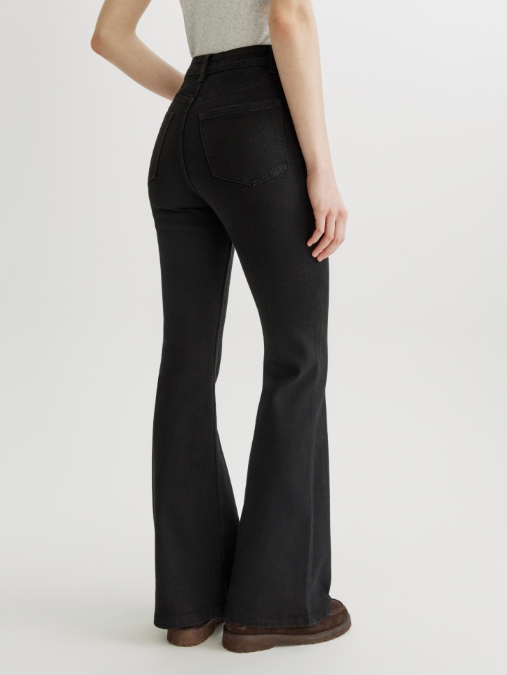 джинсы клеш с высокой посадкой из россии вид сбоку