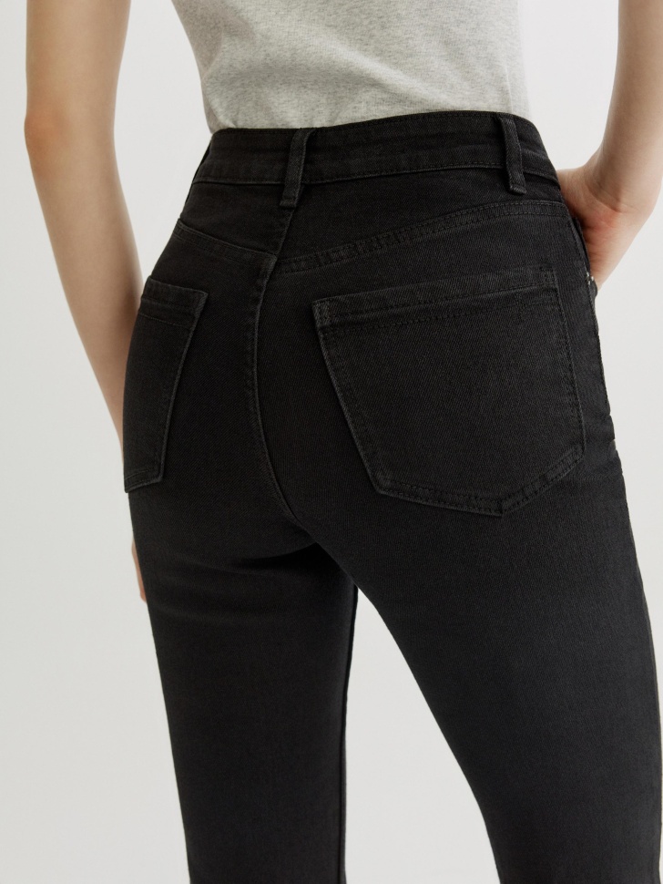 джинсы клеш с высокой посадкой из денима спереди