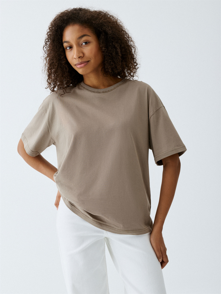 

Футболка MIRA OVERSIZE FIT