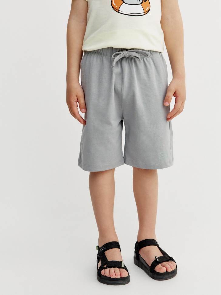 трикотажные шорты с принтом для мальчиков от бренда sela вид слева