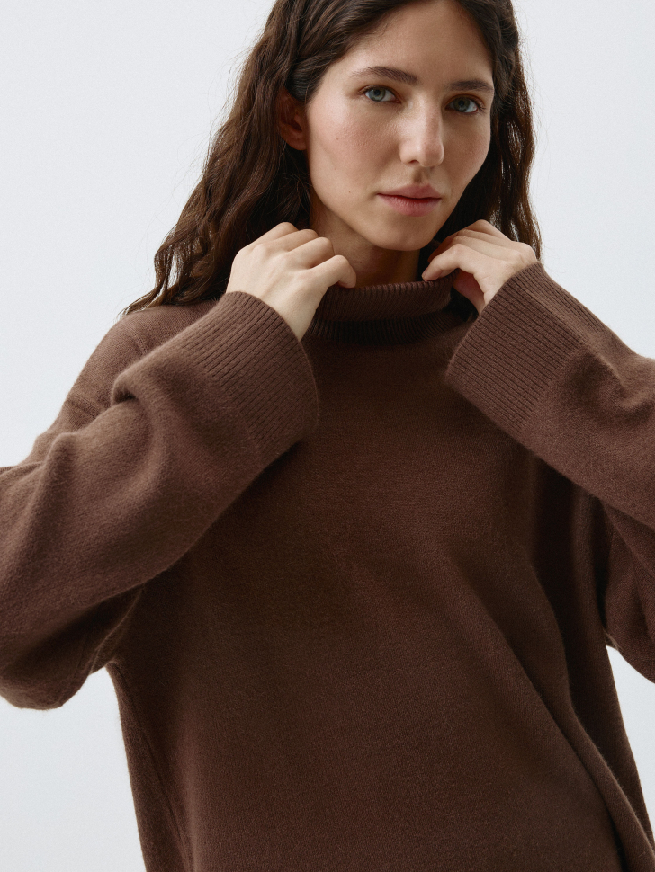 

Свитер с содержанием ангоры