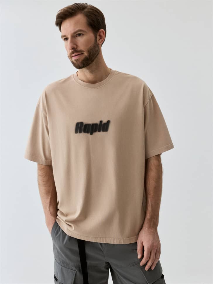 

Футболка RELAXED FIT с принтом