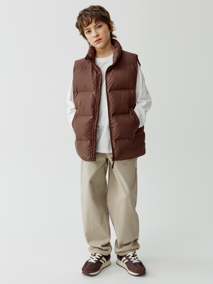 базовый дутый жилет для мальчиков от бренда sela вид слева