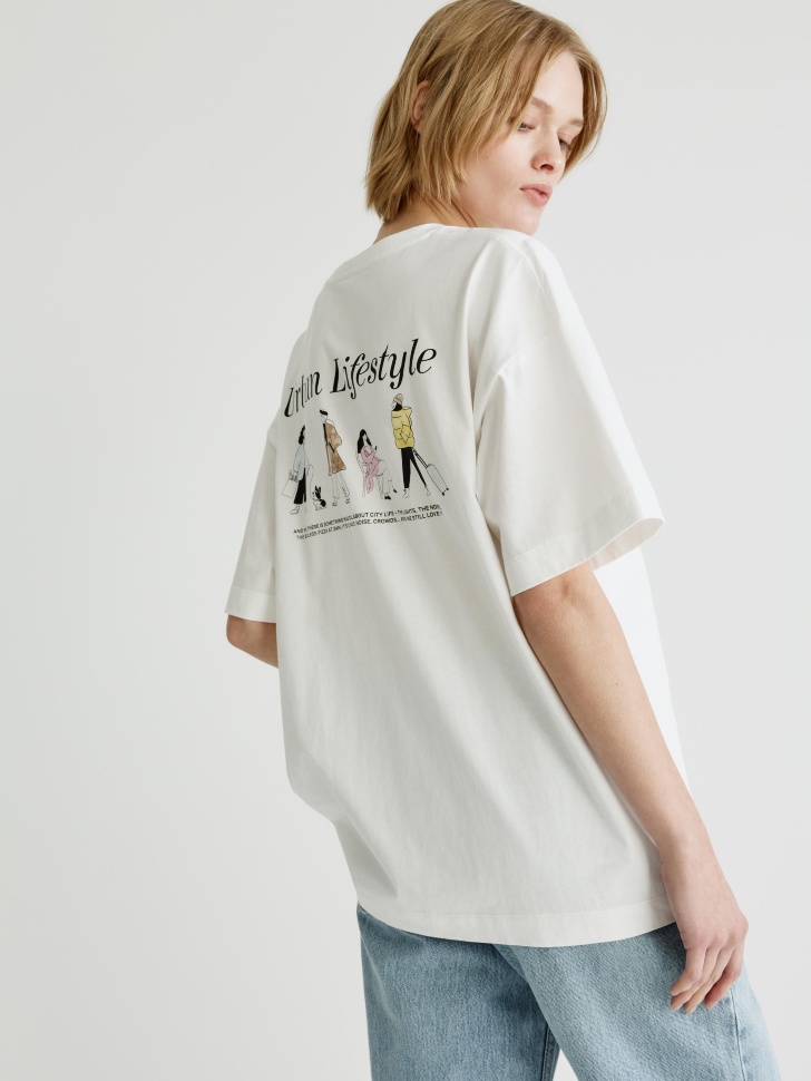 футболка оверсайз с принтом по цене 1599 руб вид справа