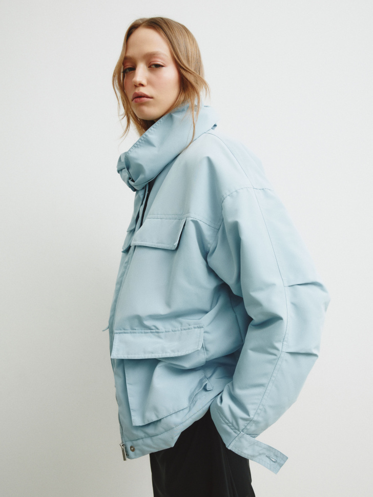 куртка с шарфом из линейки  young по цене 4599 руб вид справа