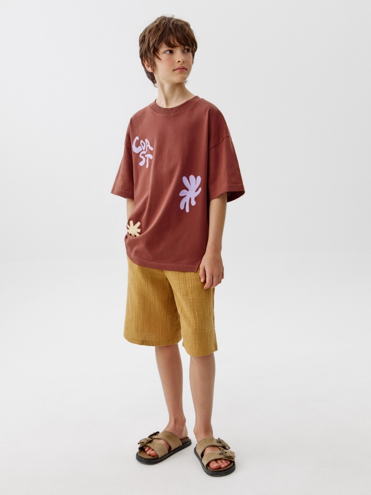 футболка оверсайз с принтом для мальчиков от бренда sela вид слева