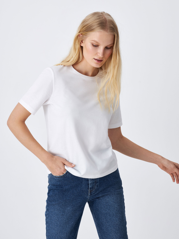 

Футболка MARY REGULAR FIT
