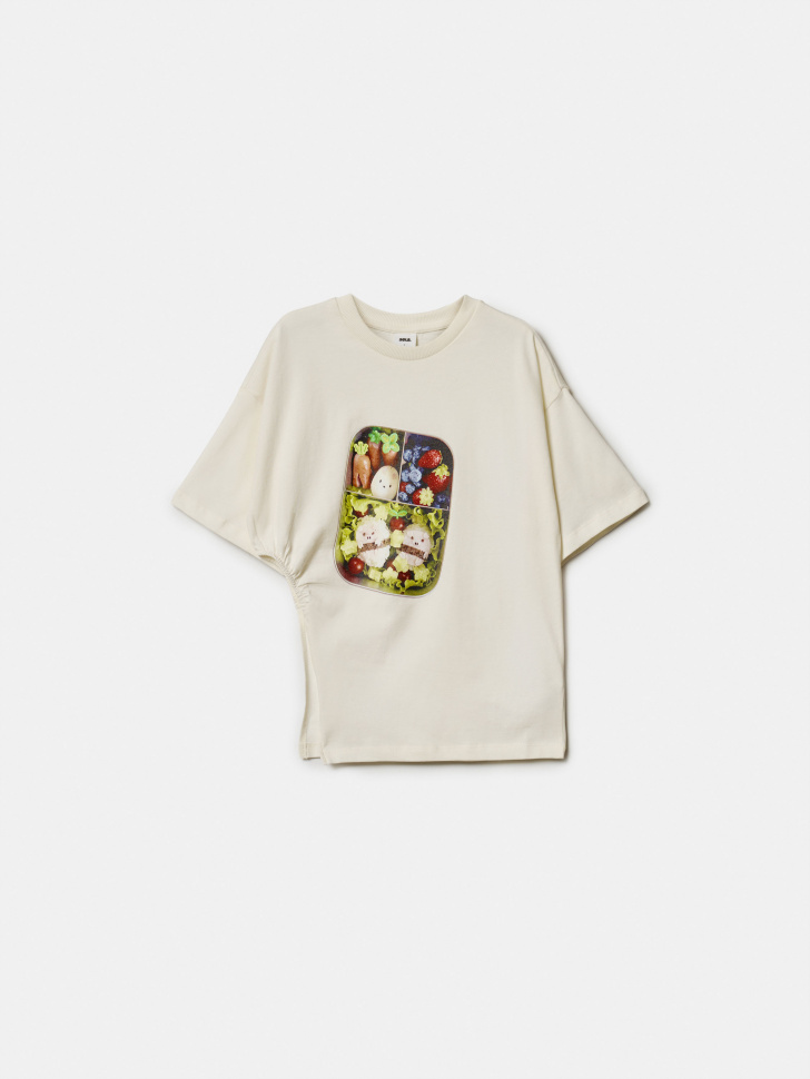 футболка с асимметричным низом для девочек из коллекции art people с авророй ефимовой из россии вид сбоку