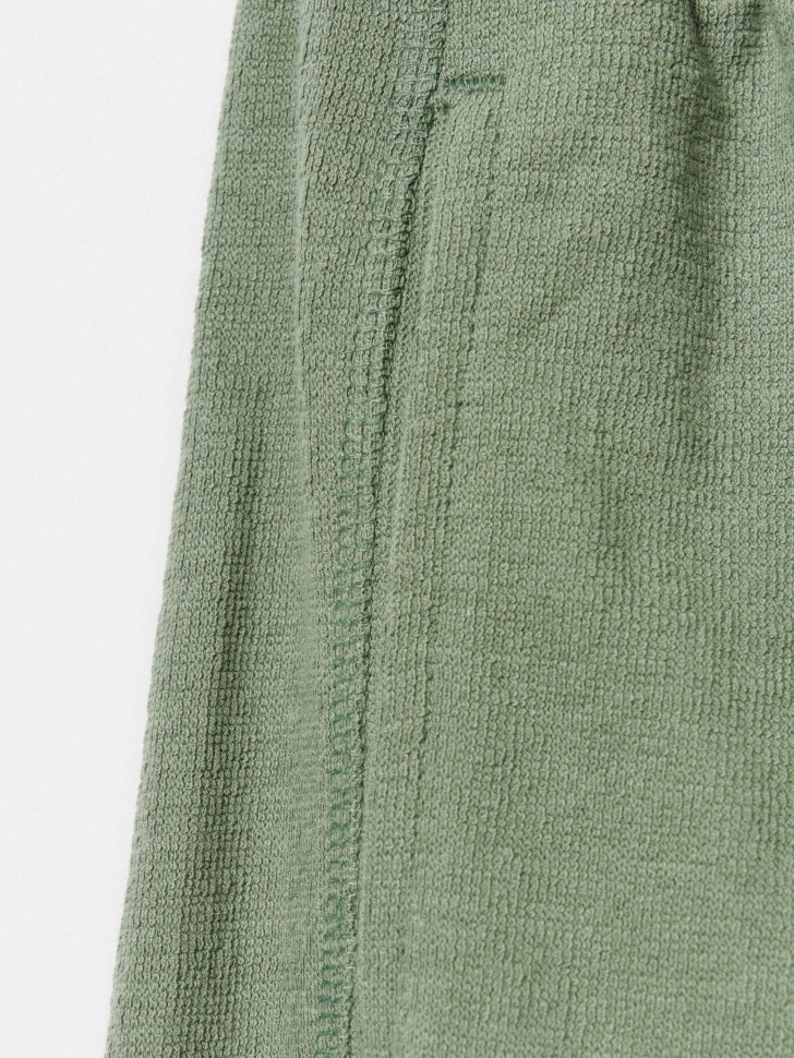 удлиненные трикотажные шорты для мальчиков из россии вид сбоку