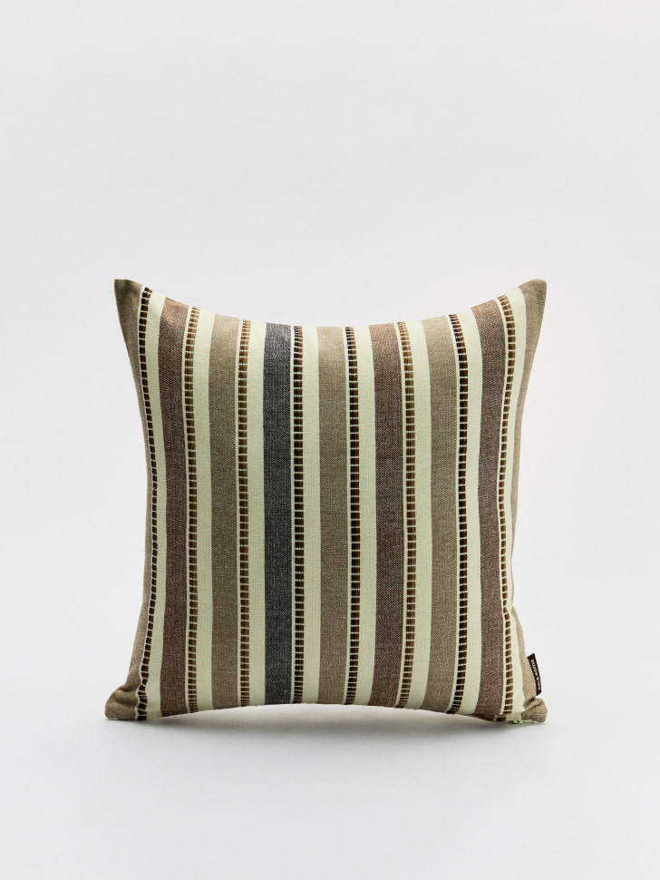 Чехол для декоративной подушки в полоску, цветной, арт. б/н