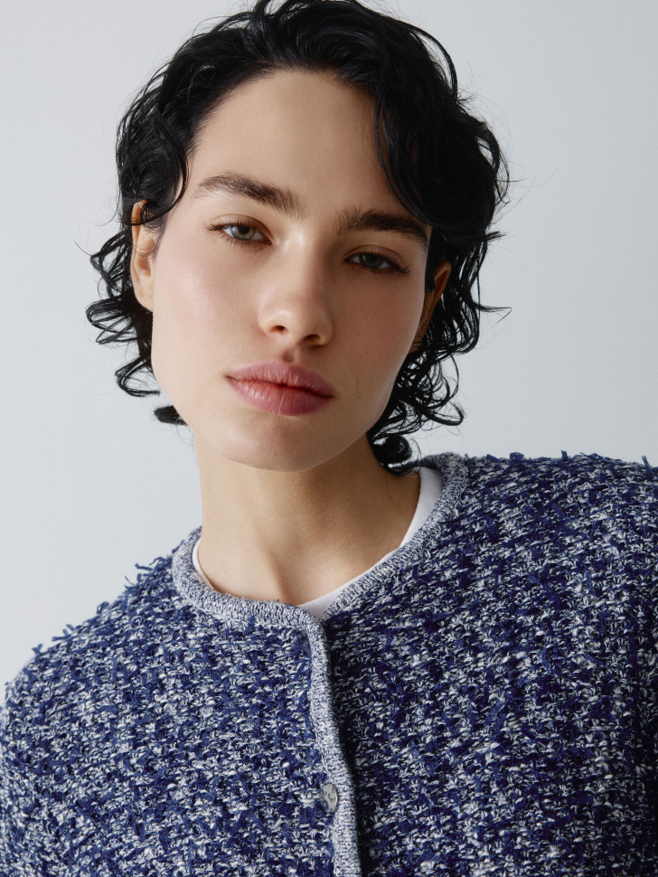 кардиган из фактурной двуцветной пряжи 4610517300485 в интернет магазине