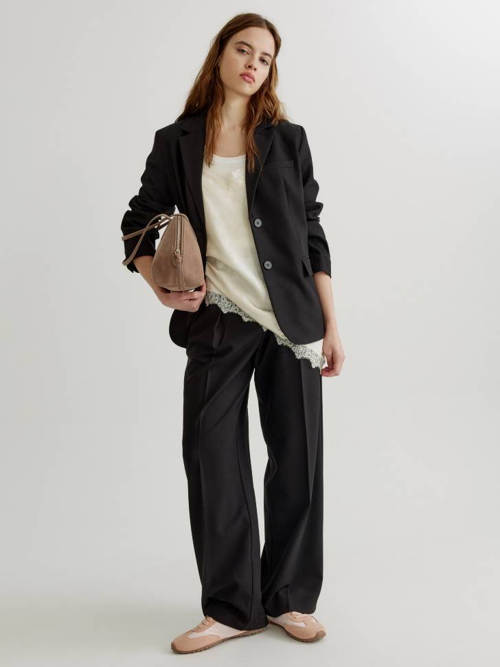 асимметричный топ из жаккардового сатина от бренда sela вид слева