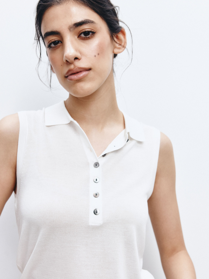 вязаный топ из смесового лиоцелла премиум качества из лиоцелловой ткани спереди