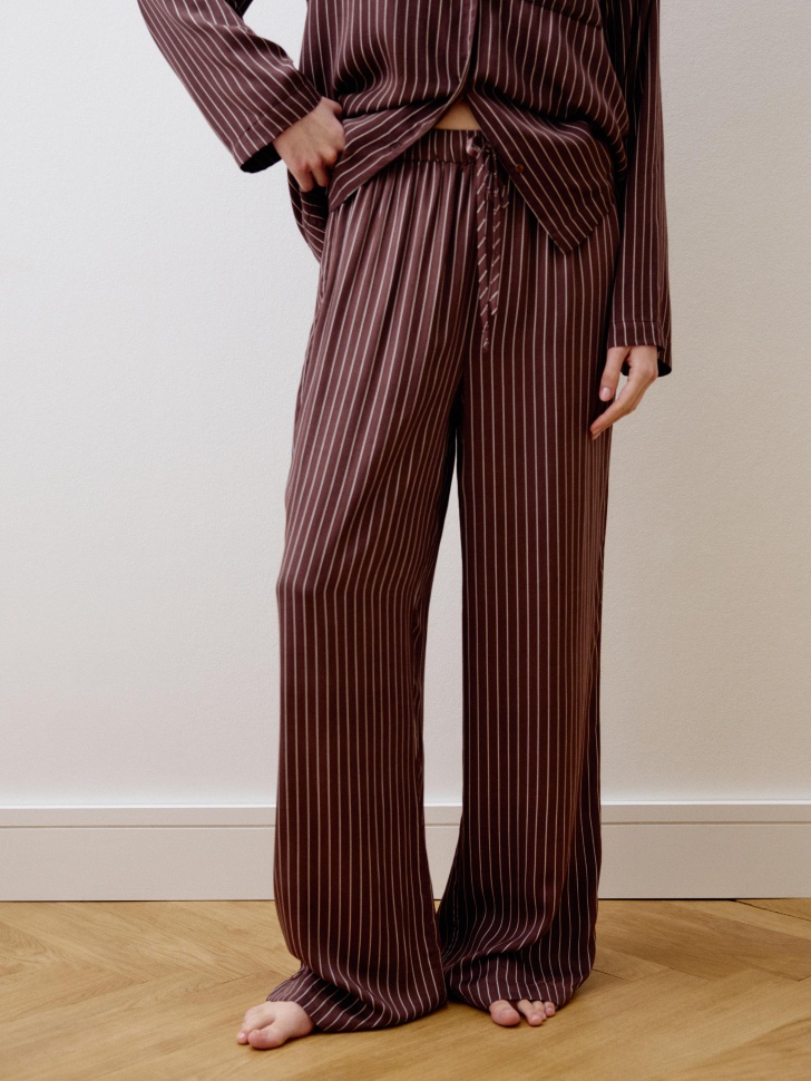 домашние брюки в полоску 4610517008671 по акции