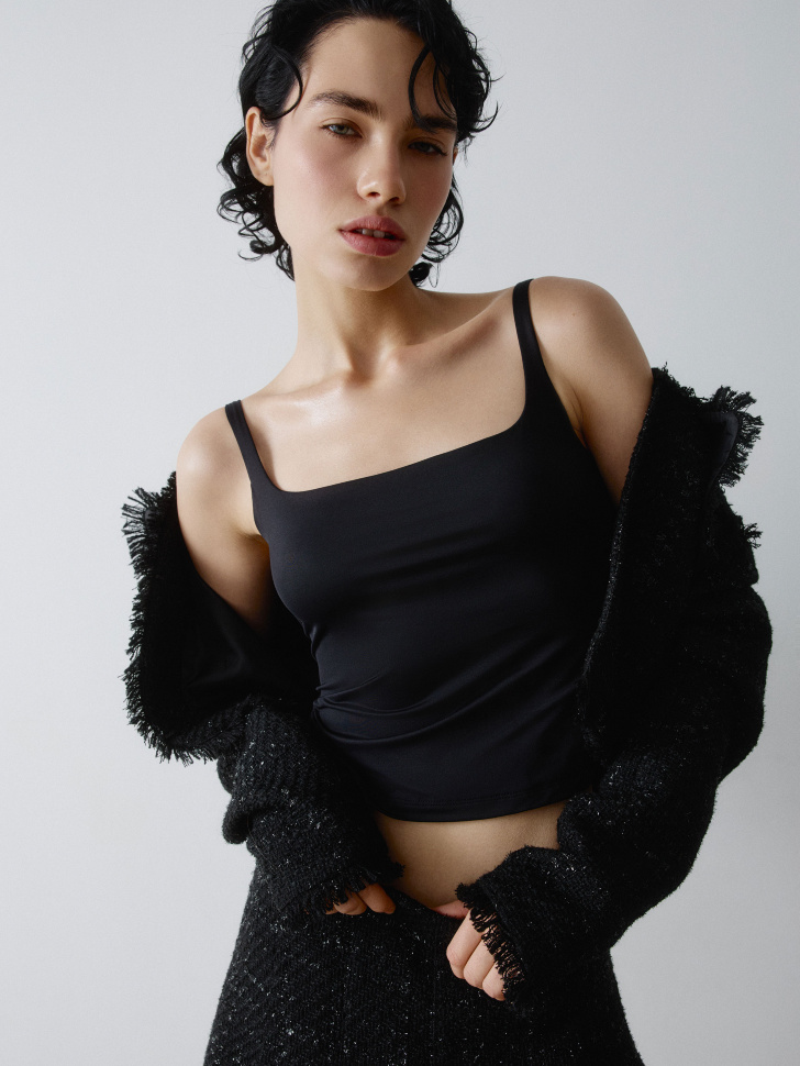 укороченный топ из линейки  young 4610517279385 фотография