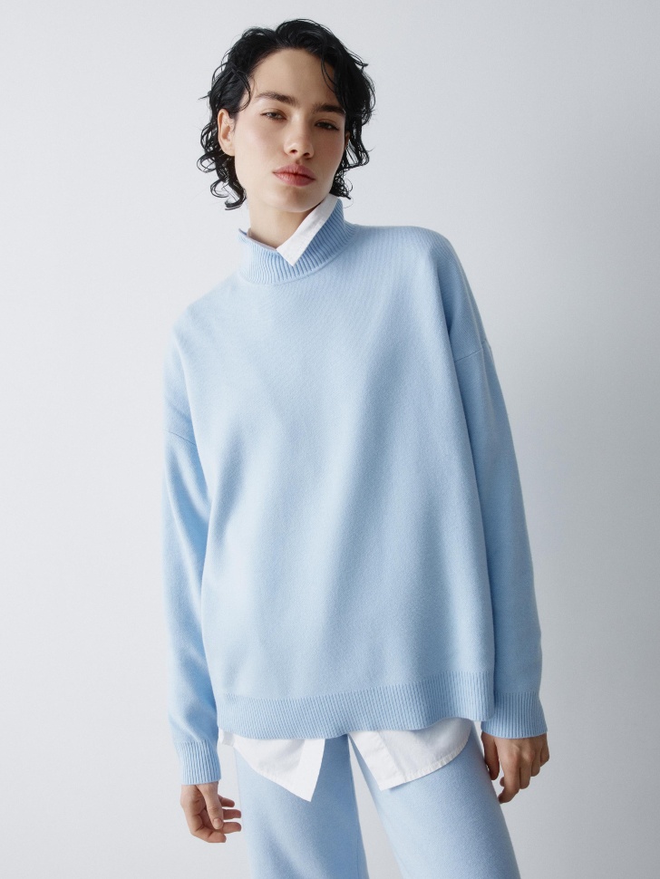 свитер с воротником-стойкой 4610517305534 купить с доставкой