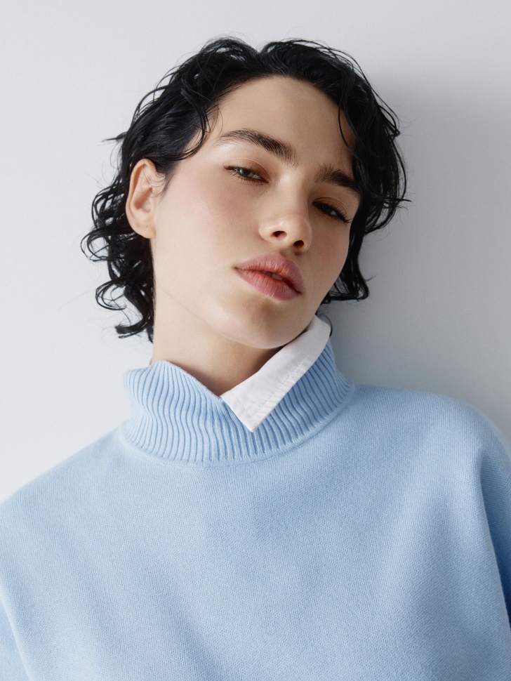 свитер с воротником-стойкой 4610517305534 фотография