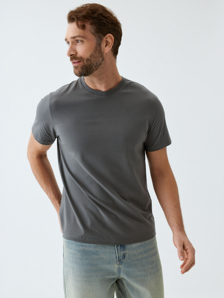 

Футболка ADAM SLIM FIT базовая