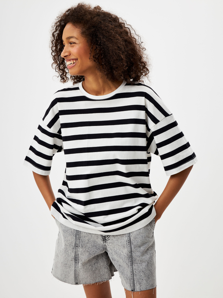 

Футболка IRMA OVERSIZE FIT