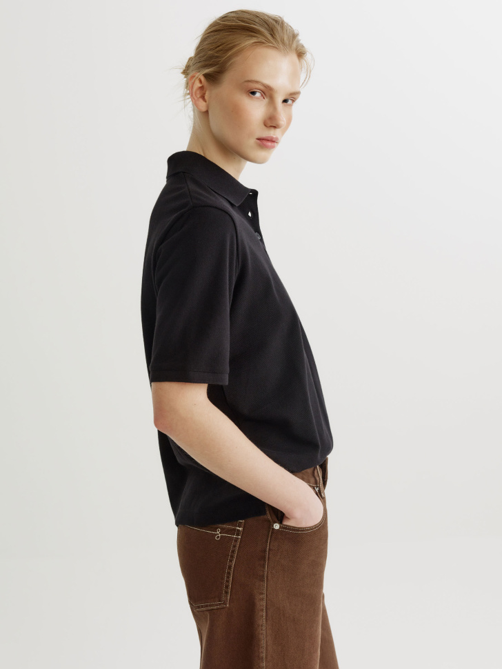 базовое поло с коротким рукавом из россии вид сбоку