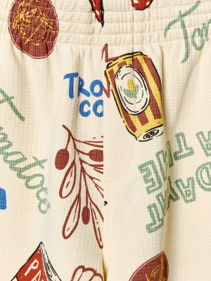 шорты из фактурного трикотажа для мальчиков из россии вид сбоку