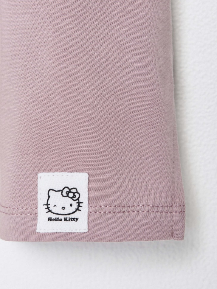 Футболка с принтом Hello Kitty для девочек. Фото №6