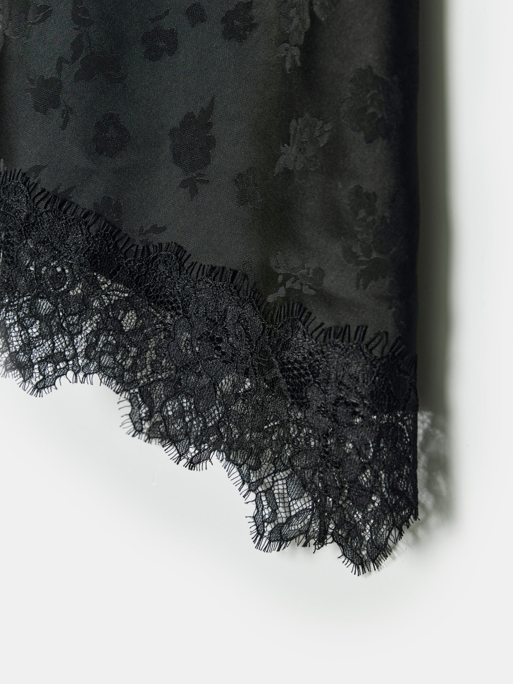 асимметричный топ из жаккардового атласа из жаккарда спереди