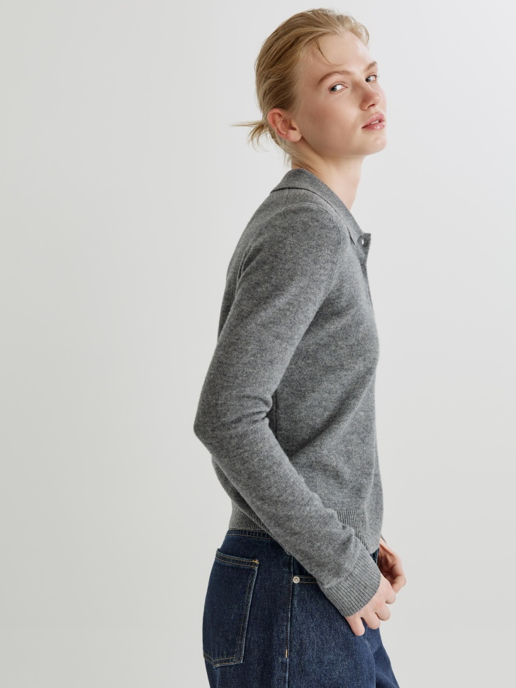 джемпер-поло из 100% шерсти по цене 2599 руб вид справа