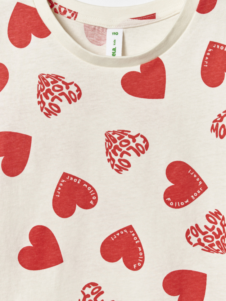 футболка с принтом для девочек из россии вид сбоку